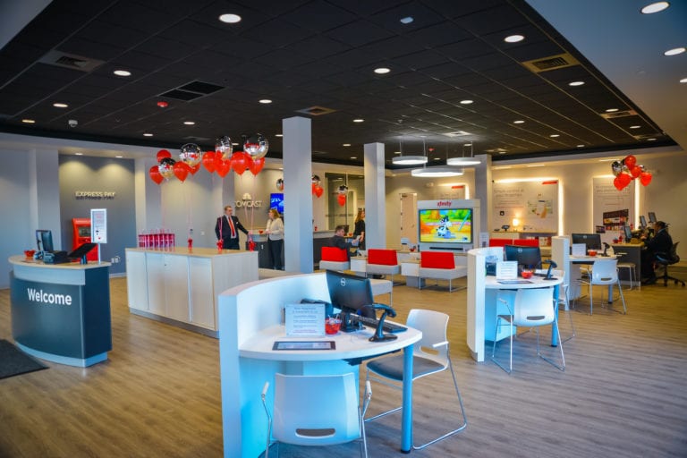 Comcast Officially Opens First Central Illinois Xfinity Store In East 