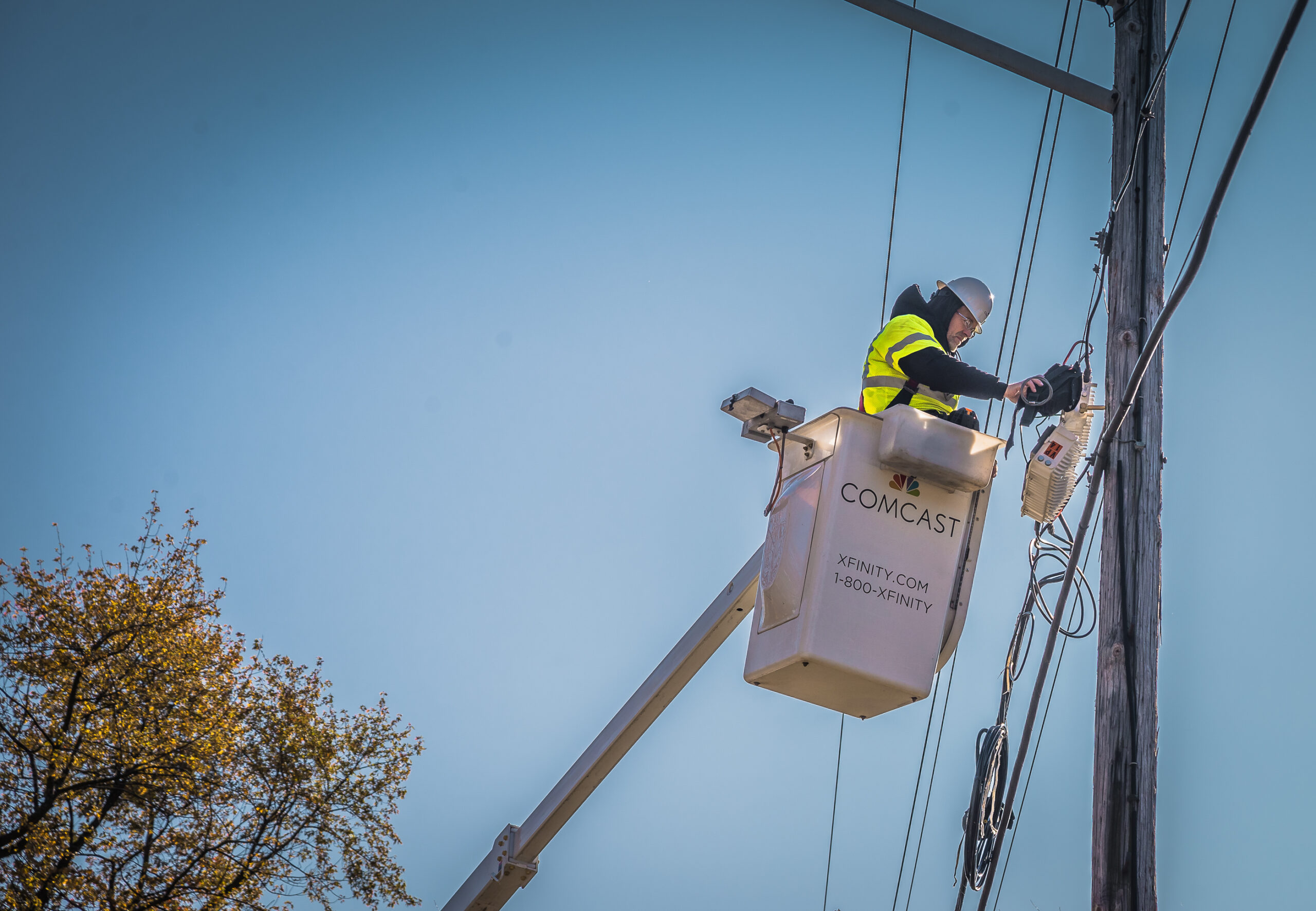 Comcast Brings Fiber to Several Mall Properties in Illinois and