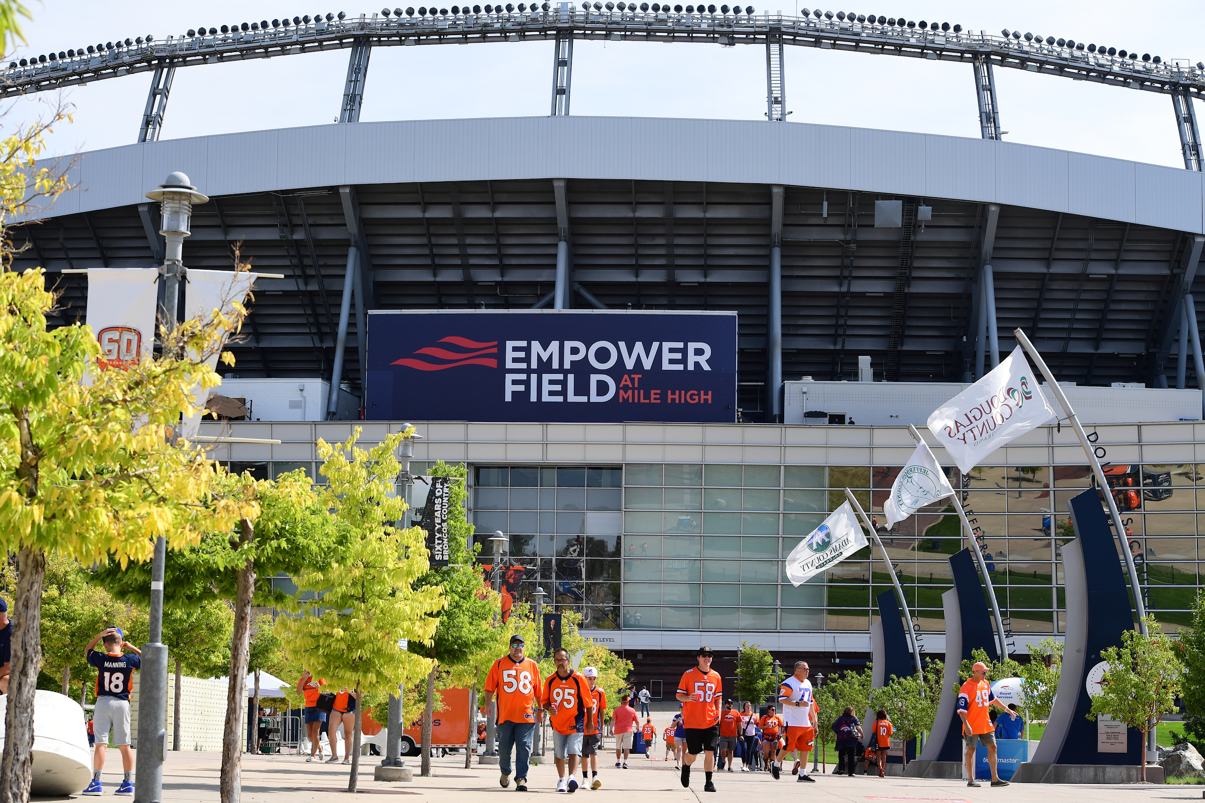 Technology Touchdown: The Denver Broncos Score Big with Comcast Business