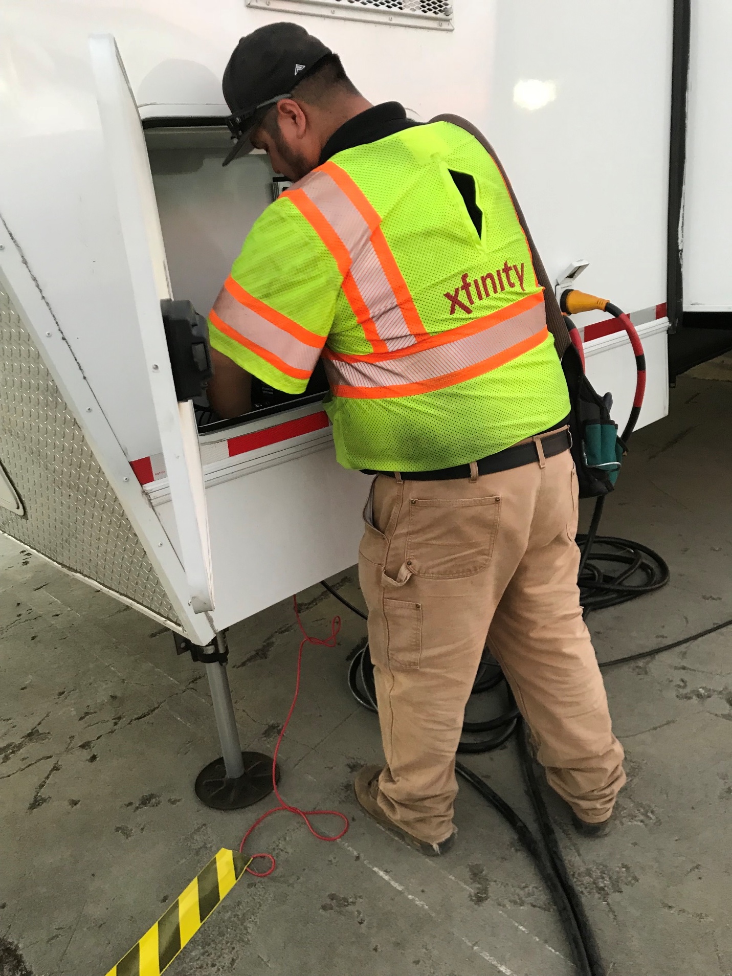 Comcast Technicians Assist Fire Relief Efforts in Mendocino County ...