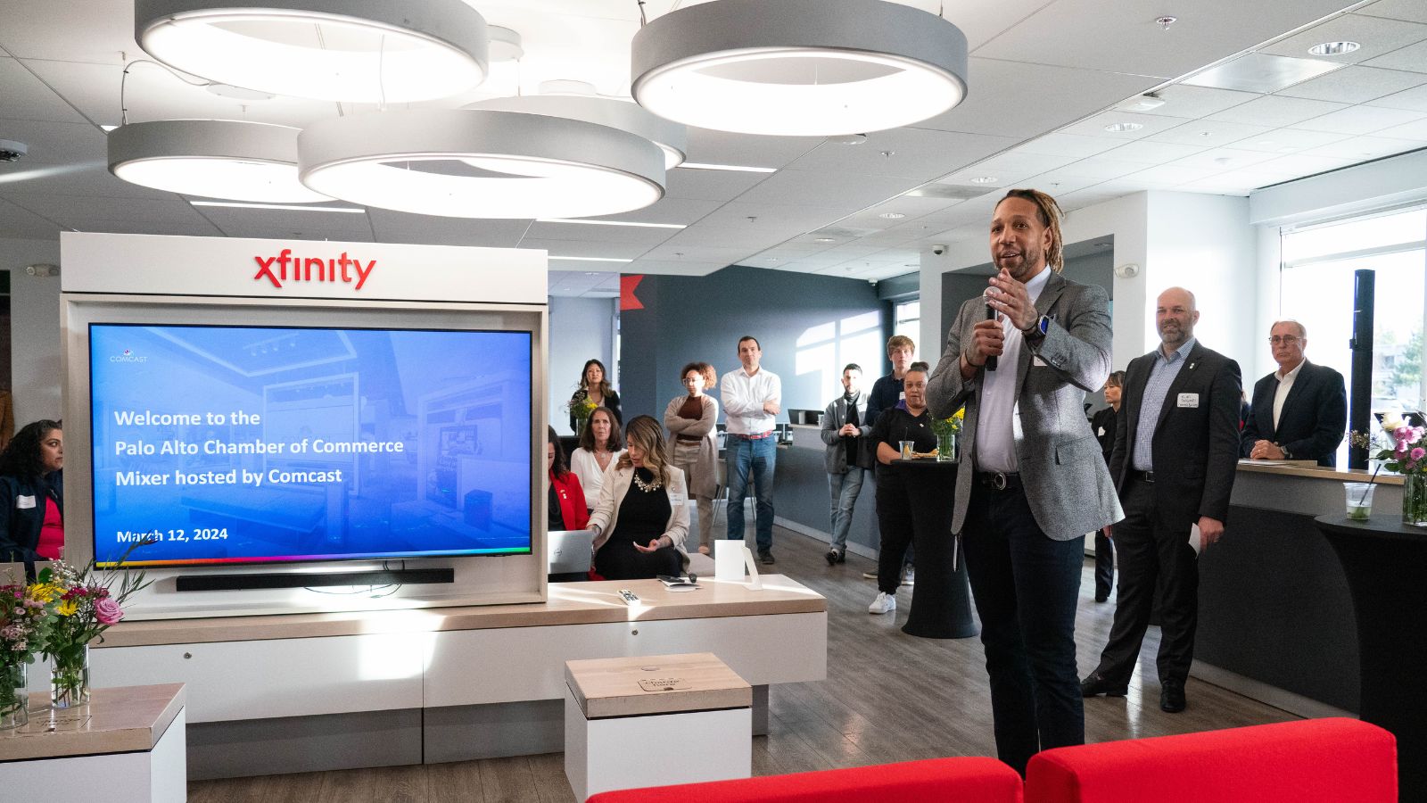 Jacob Mitchell speaks at Palo Alto Chamber of Commerce Mixer hosted by Comcast at local Xfinity store