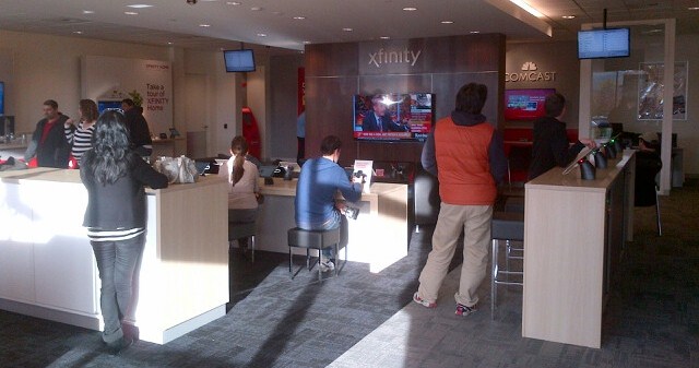 another view of Redmond Xfinity store interior