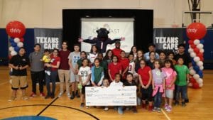 Houston Texans & Comcast Host Digital Literacy Workshop At The Havard Boys & Girls Club
