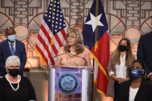 Comcast RISE entregará otro millón en subsidios  a pequeños negocios en Houston propiedad de minorías