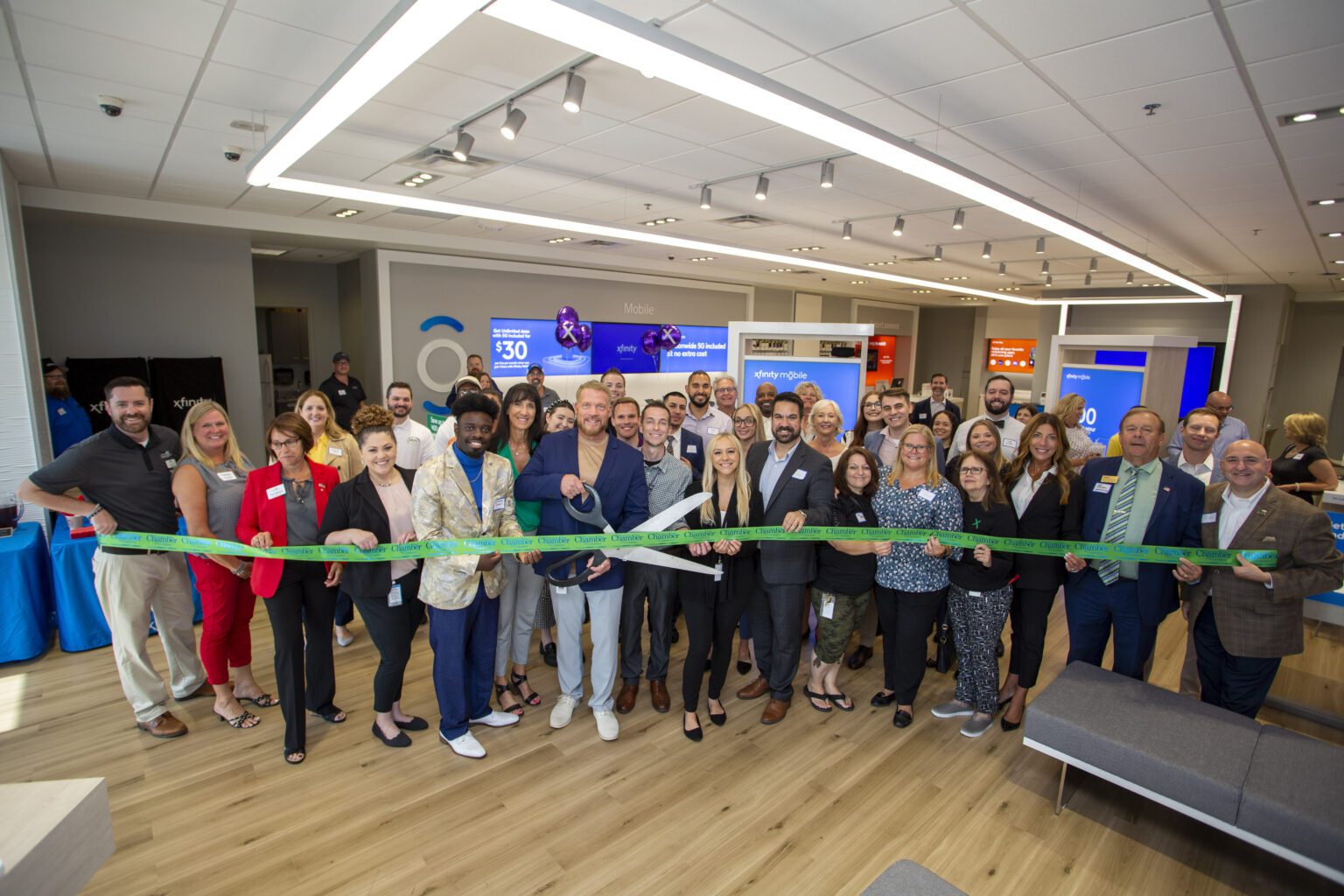 Grand ReOpening of Woodbury Xfinity Store Comcast Midwest Region