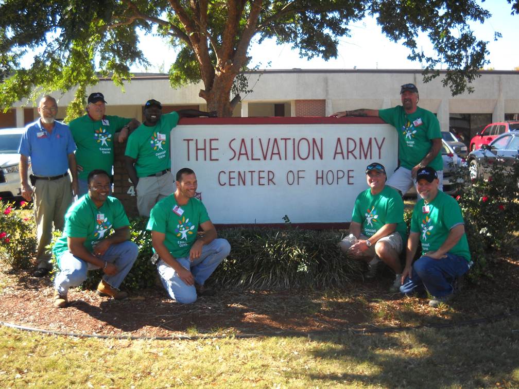 Volunteer Day At Salvation Army In