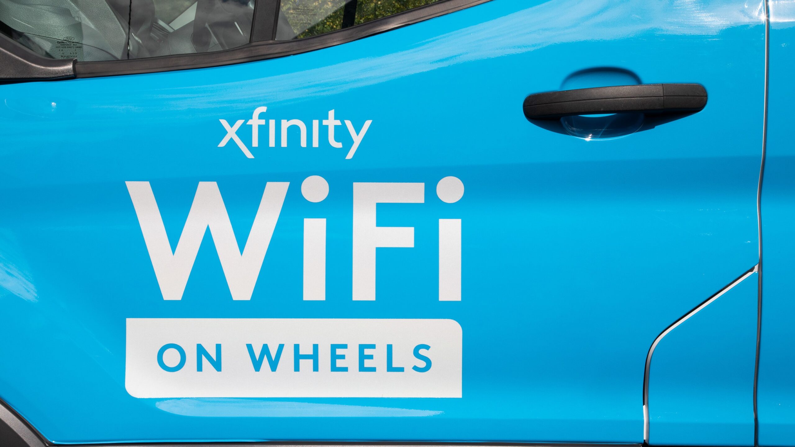 Comcast’s Xfinity WiFi Van Now Stationed in Savannah to Get Community Back Online