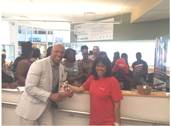 Philadelphia School District Superintendent Dr. William Hite with Comcast Senior Director of Government Affairs Sharon Powell at the District's E! Day Celebration.