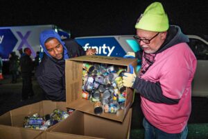 In time for the holidays, Comcast NBCUniversal delivers $400,000 in Donations to Greater Philly Food Banks, Organizations Tackling Food Insecurity