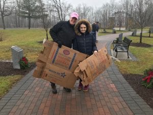Our Voices: Meet Vicky, a Comcast Employee Making an Impact by Mentoring Students