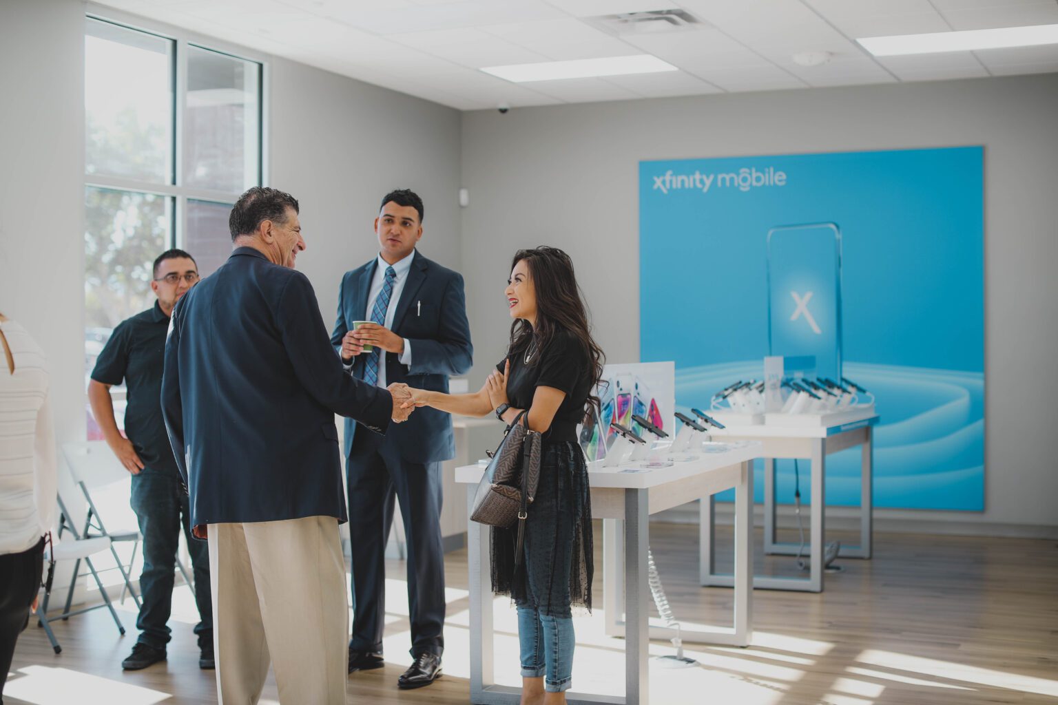 Comcast Opens New Xfinity Retail Store in Albuquerque Uptown Comcast